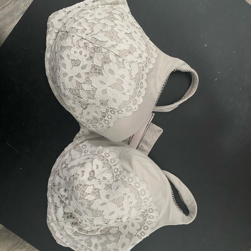 Body by Victoria white 36ddd
